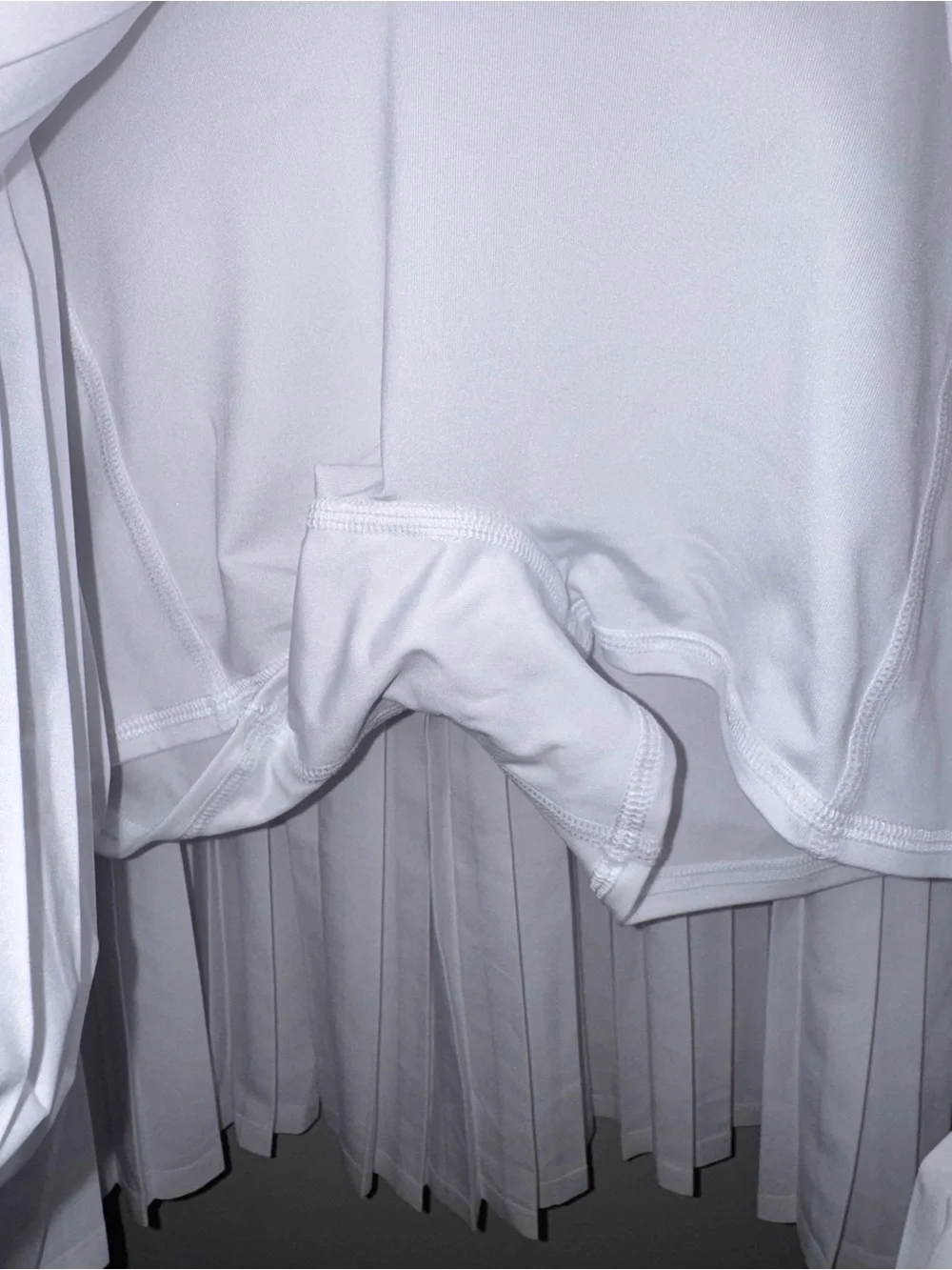 ALO Yoga Grand Slam White Pleated Skirt with Branded Tag